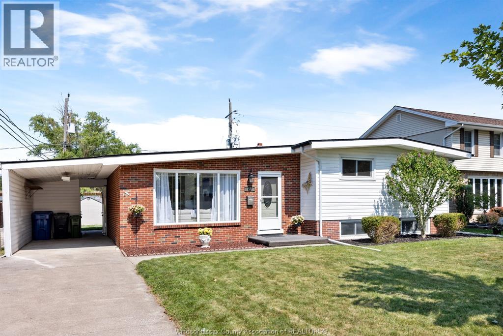 1507 St. Gabriel, Windsor, Ontario  N9E 1N8 - Photo 1 - 26018870