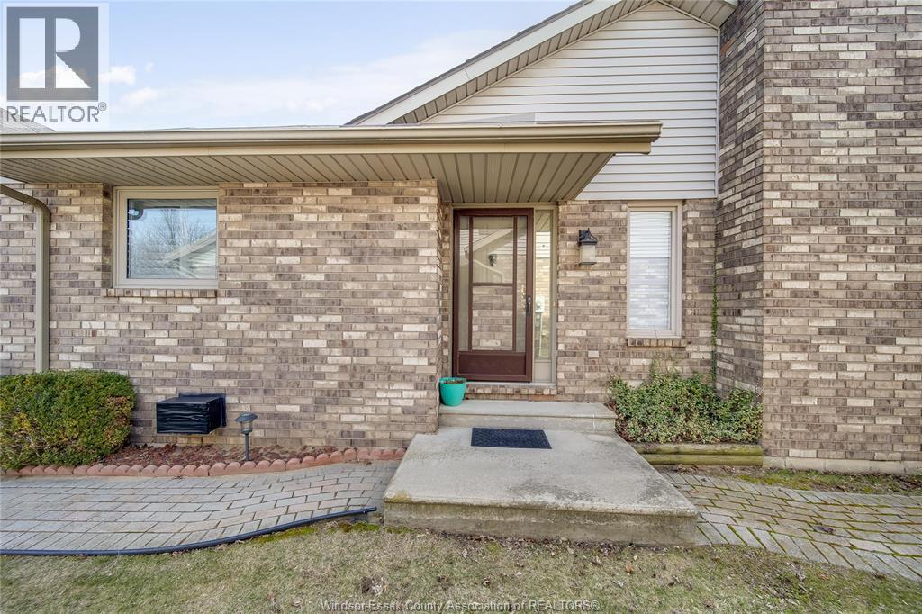 26 Cheyenne Court, Leamington, Ontario  N8H 5E3 - Photo 3 - 26018942