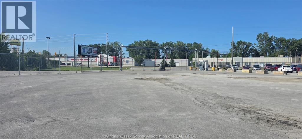1790 Provincial Road Unit# 1, Windsor, Ontario  N8W 5W3 - Photo 3 - 26018930