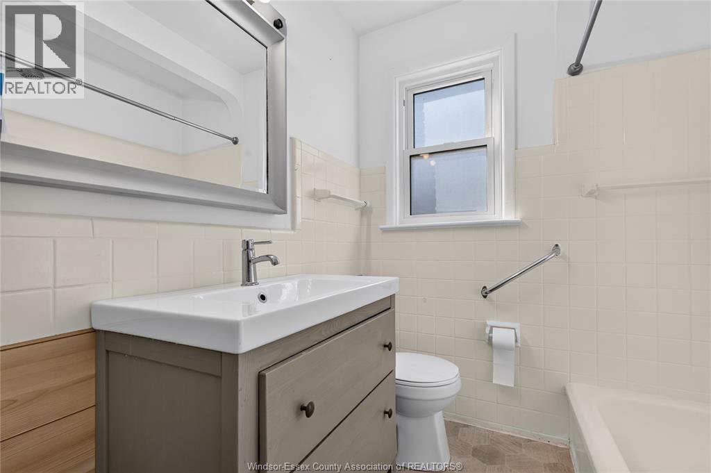 3621 Mckay Avenue, Windsor, Ontario  N9E 2S3 - Photo 18 - 26018791