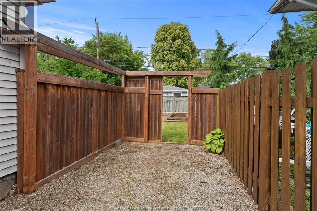 1330 Central Avenue, Windsor, Ontario  N8Y 3V4 - Photo 17 - 26018955