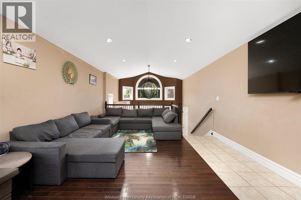 4553 Osaka Circle, Windsor, Ontario  N9G 3G4 - Photo 13 - 26018963