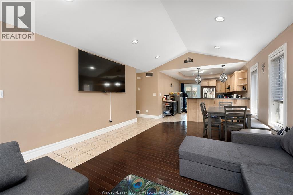 4553 Osaka Circle, Windsor, Ontario  N9G 3G4 - Photo 14 - 26018963