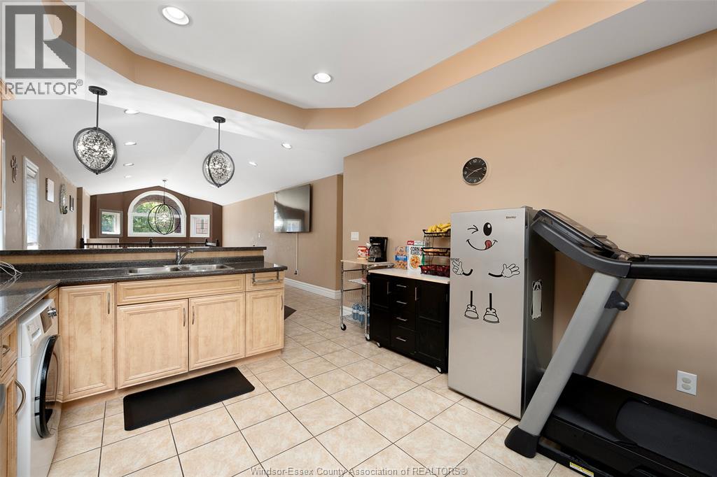 4553 Osaka Circle, Windsor, Ontario  N9G 3G4 - Photo 18 - 26018963