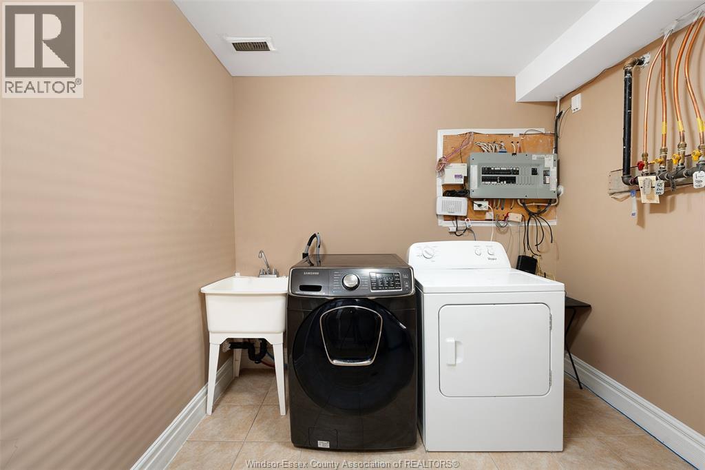 4553 Osaka Circle, Windsor, Ontario  N9G 3G4 - Photo 37 - 26018963