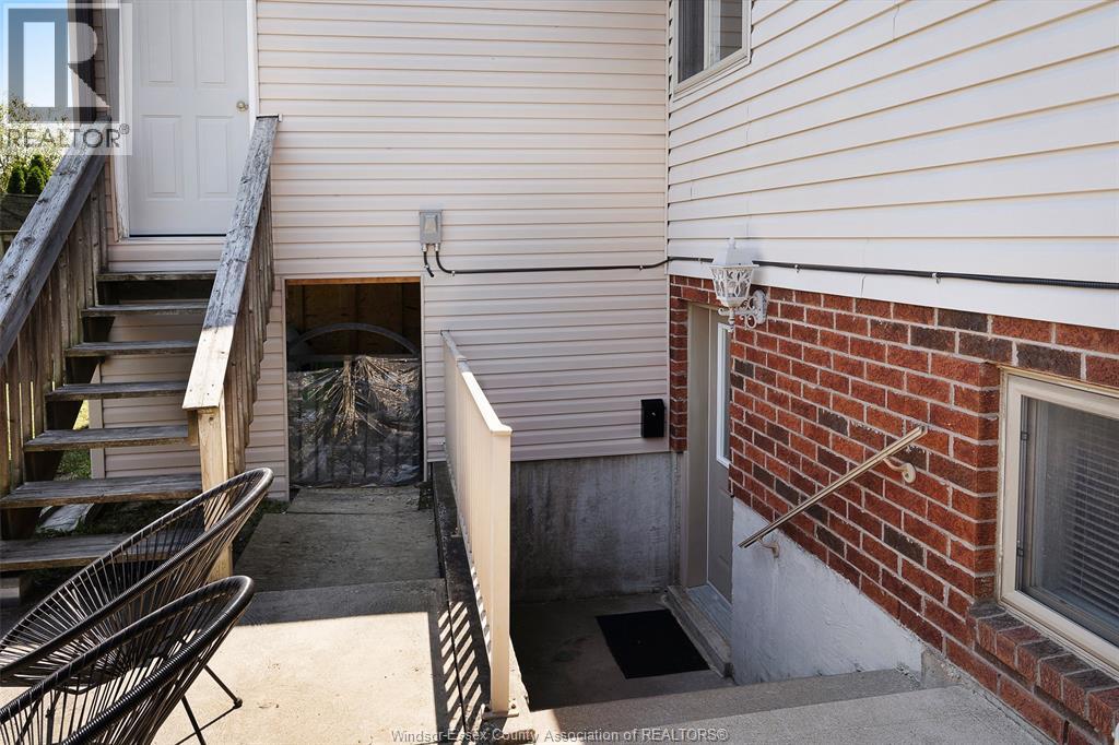 4553 Osaka Circle, Windsor, Ontario  N9G 3G4 - Photo 7 - 26018963