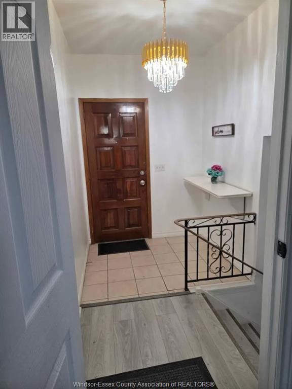 2997 Regis Avenue Unit# Lower, Windsor, Ontario  N0R 1V7 - Photo 3 - 26018877