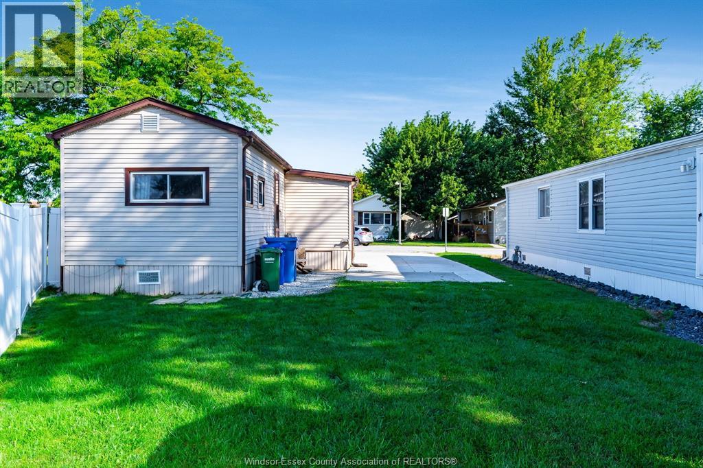 29 Parkside Drive, Mcgregor, Ontario  N0R 1J0 - Photo 12 - 26018824