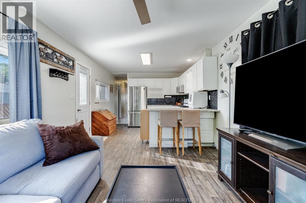 29 Parkside Drive, Mcgregor, Ontario  N0R 1J0 - Photo 4 - 26018824
