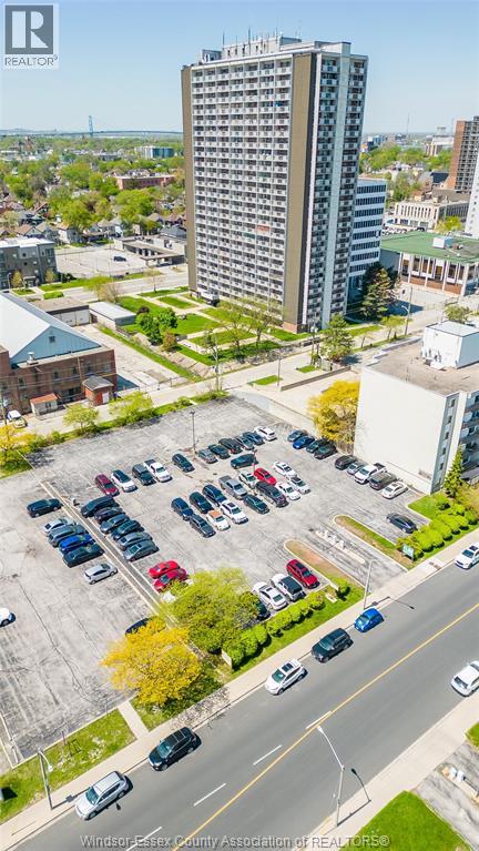 951 Goyeau Street, Windsor, Ontario  N9A 1E1 - Photo 7 - 26019013