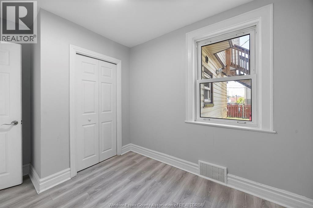 1056-1060 Niagara, Windsor, Ontario  N9A 3V2 - Photo 12 - 26019011
