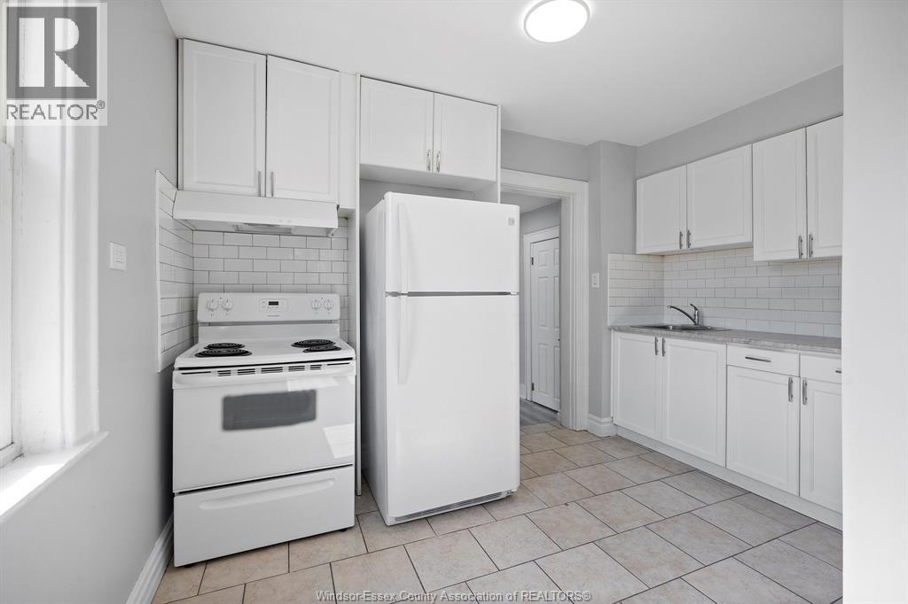 1056-1060 Niagara, Windsor, Ontario  N9A 3V2 - Photo 13 - 26019011