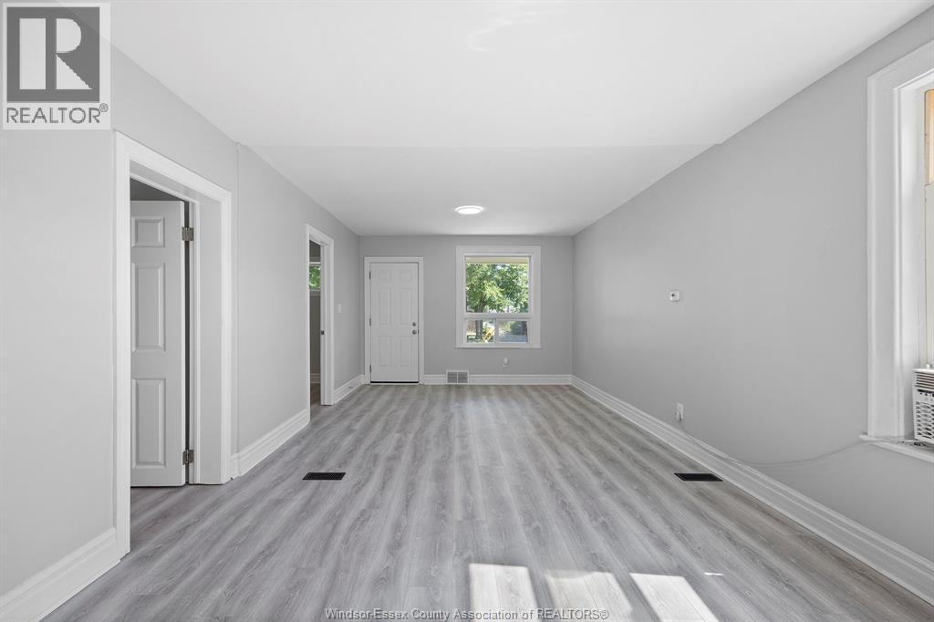 1056-1060 Niagara, Windsor, Ontario  N9A 3V2 - Photo 6 - 26019011