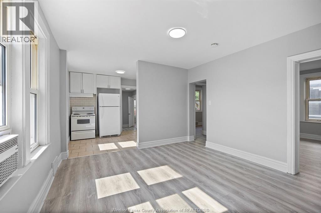 1056-1060 Niagara, Windsor, Ontario  N9A 3V2 - Photo 8 - 26019011