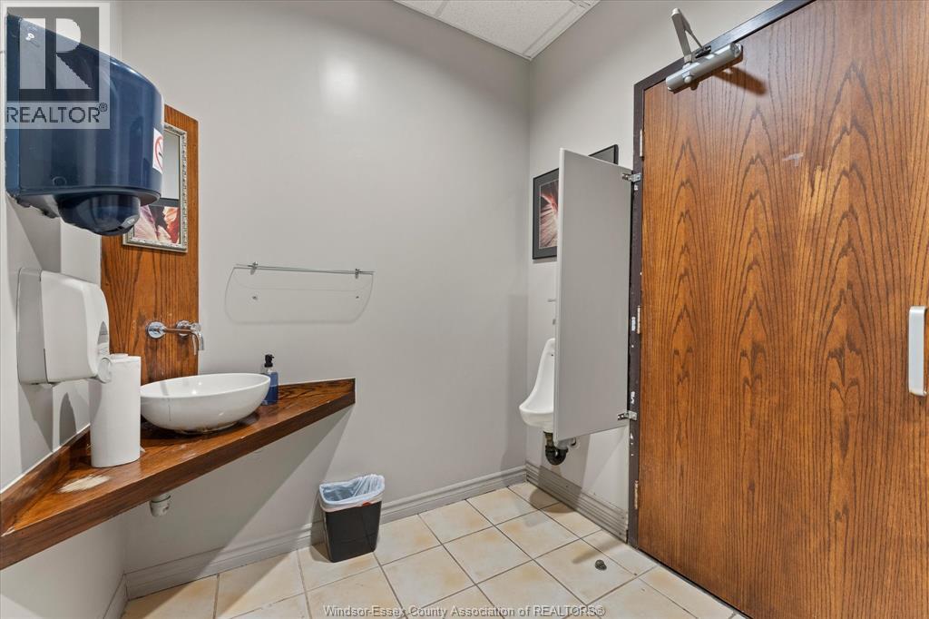 122 Chatham Street West, Windsor, Ontario  N8X 1V3 - Photo 25 - 26019003
