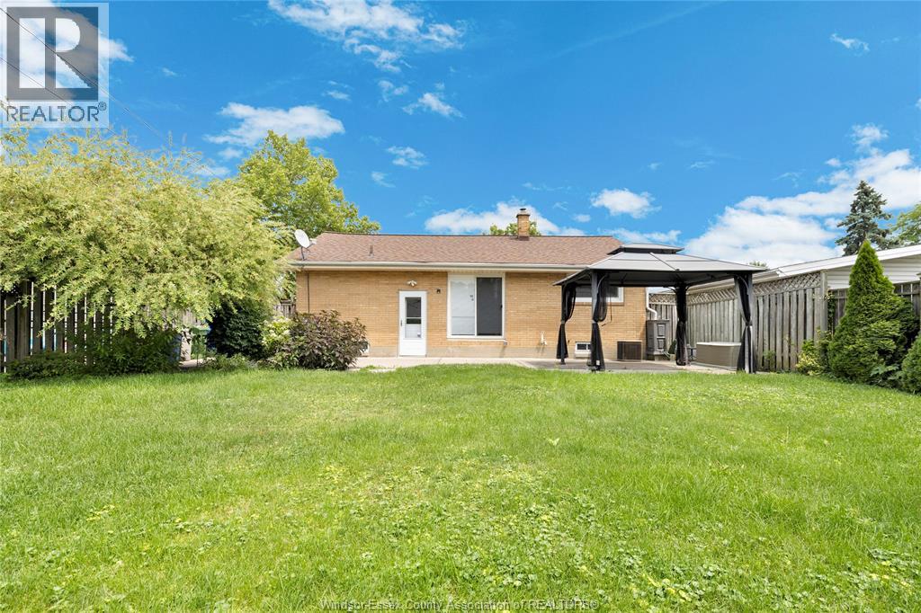 465 Christopher, Windsor, Ontario  N8S 3X1 - Photo 21 - 26018978