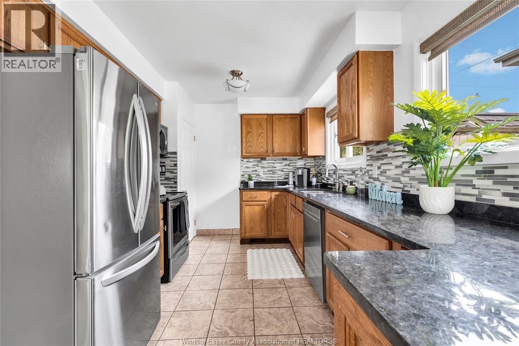 465 Christopher, Windsor, Ontario  N8S 3X1 - Photo 7 - 26018978