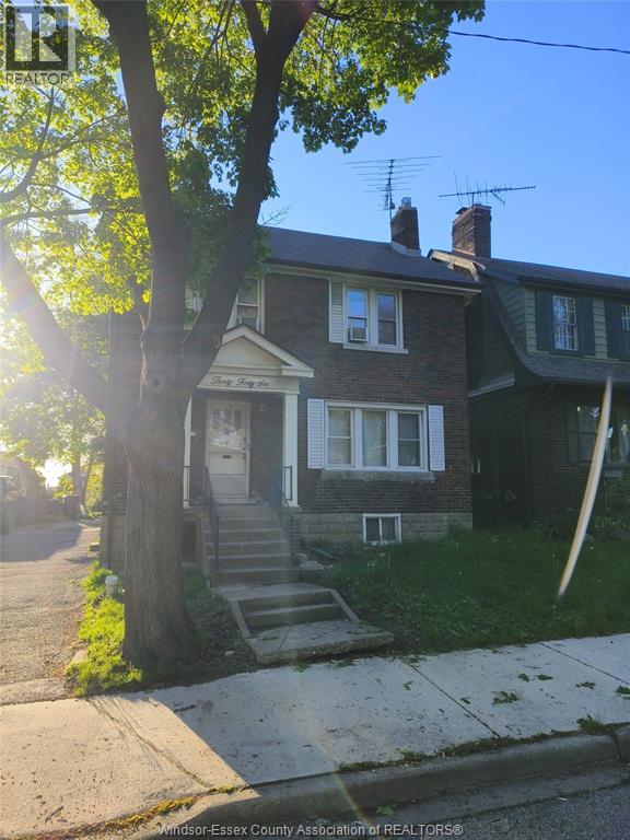 3046 Alexander Unit# Main, Windsor, Ontario  N9C 1G5 - Photo 1 - 26018866