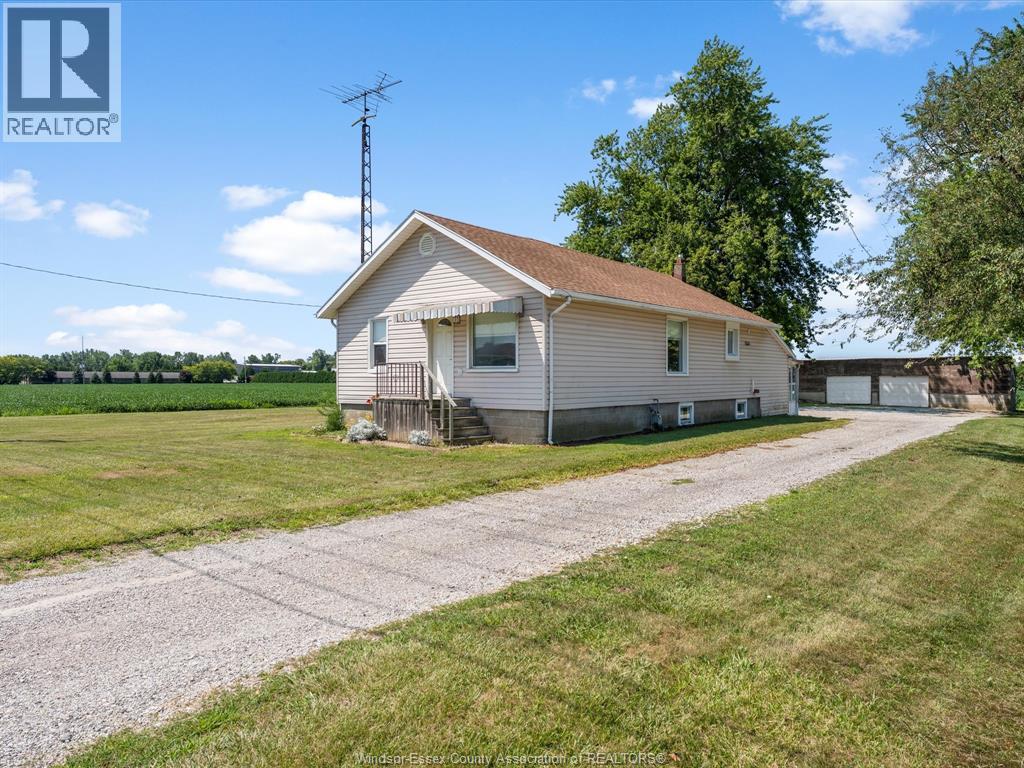 2301 Albuna Townline, Kingsville, Ontario  N9Y 2E5 - Photo 2 - 26018960