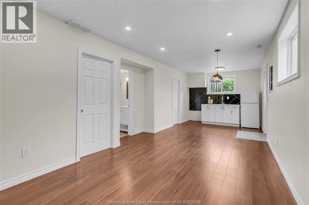 1344 Giselle, Windsor, Ontario  N8W 5P5 - Photo 24 - 26018911