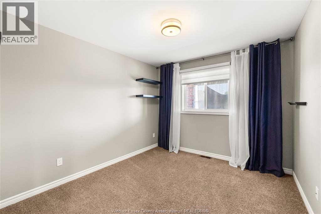 1068 Thunderbay Avenue, Windsor, Ontario  N8P 0C1 - Photo 10 - 26019020