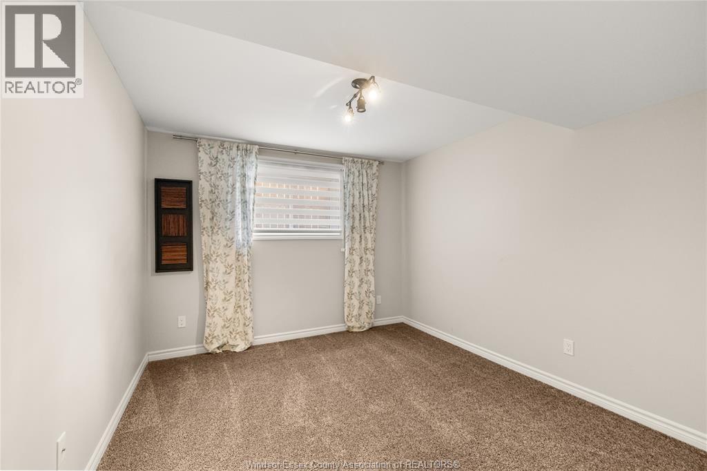 1068 Thunderbay Avenue, Windsor, Ontario  N8P 0C1 - Photo 16 - 26019020