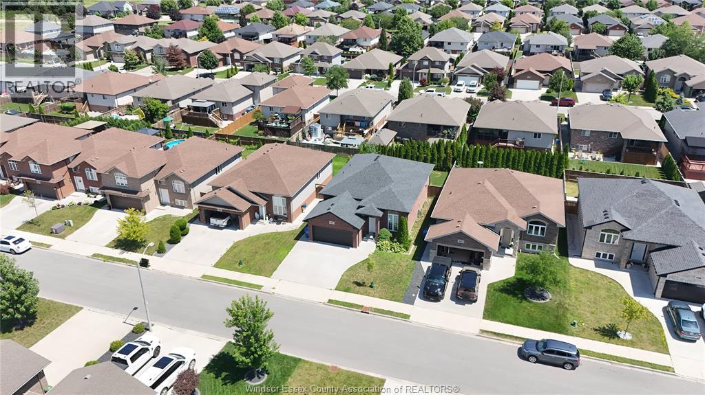 1068 Thunderbay Avenue, Windsor, Ontario  N8P 0C1 - Photo 19 - 26019020