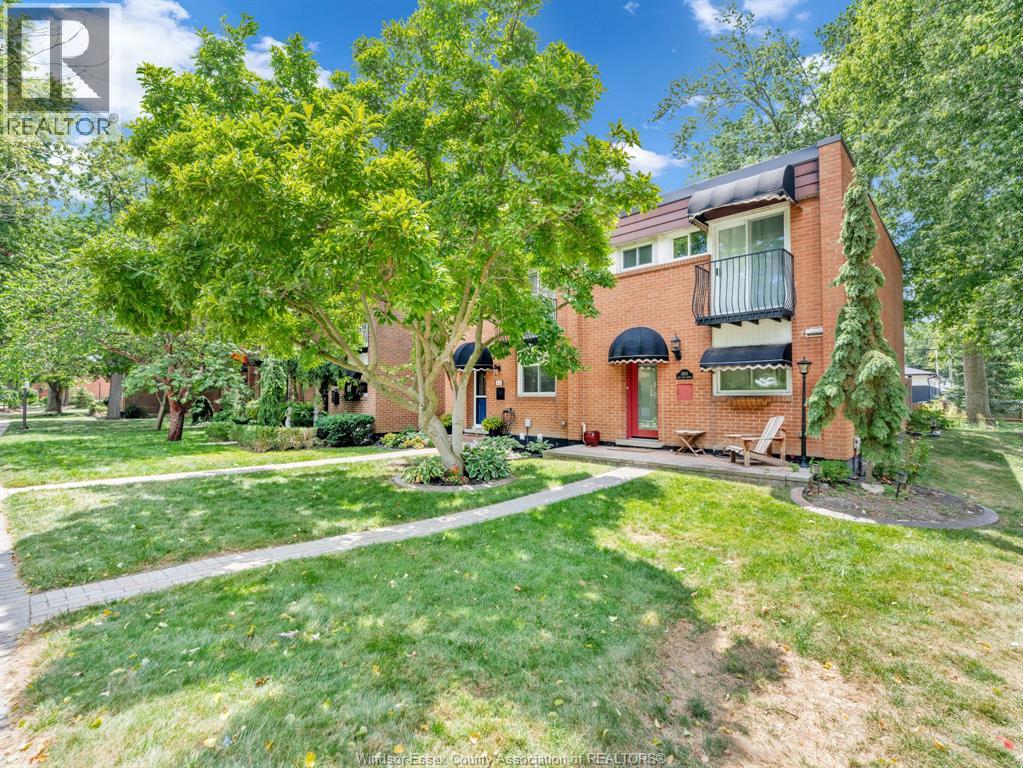 1805 East Gate Estates, Windsor, Ontario  N8T 2T1 - Photo 3 - 26018996