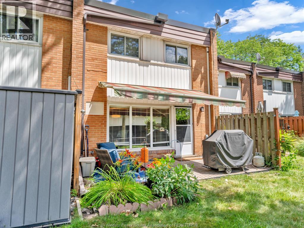 1805 East Gate Estates, Windsor, Ontario  N8T 2T1 - Photo 5 - 26018996