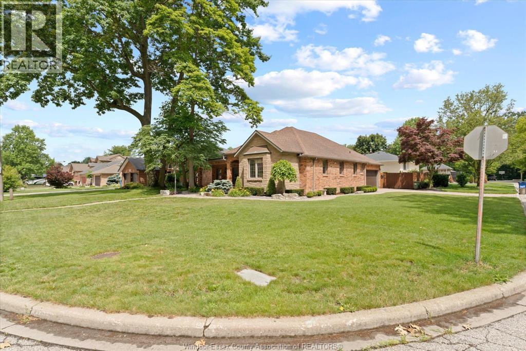 2198 Suzanne Street, Lasalle, Ontario  N9H 2K3 - Photo 4 - 26019041