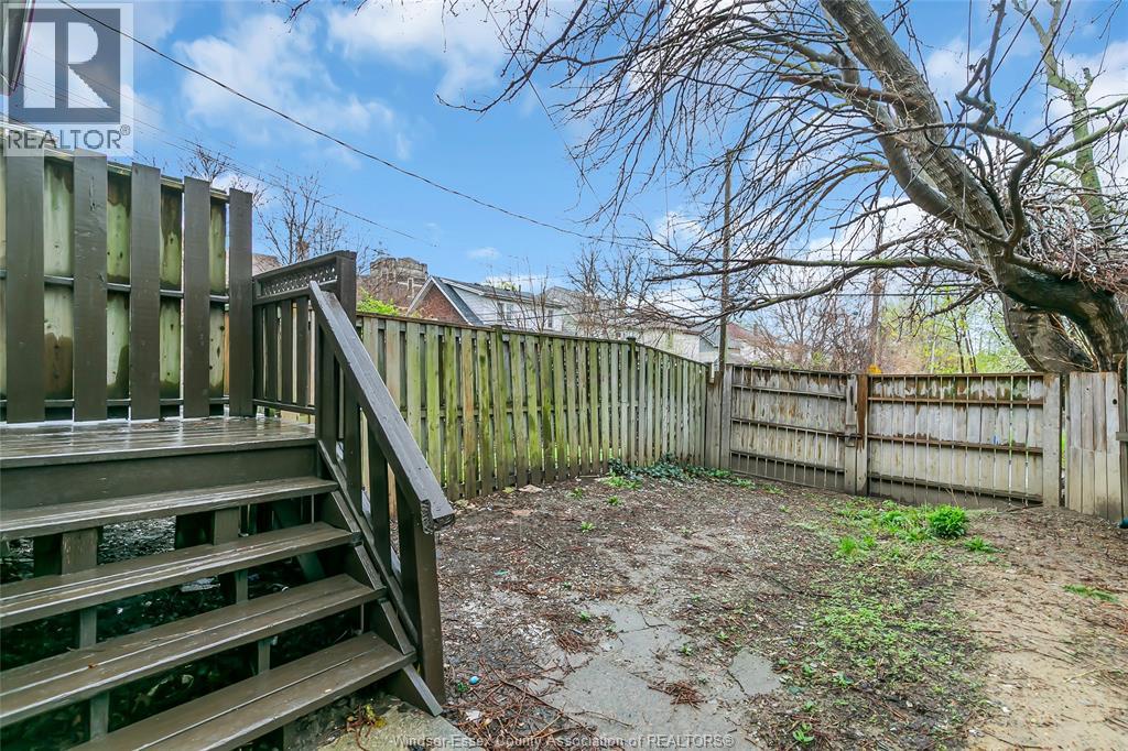 1448 Wyandotte Street West, Windsor, Ontario  N9B 1H4 - Photo 22 - 26019016