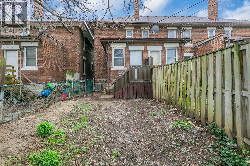 1448 Wyandotte Street West, Windsor, Ontario  N9B 1H4 - Photo 23 - 26019016