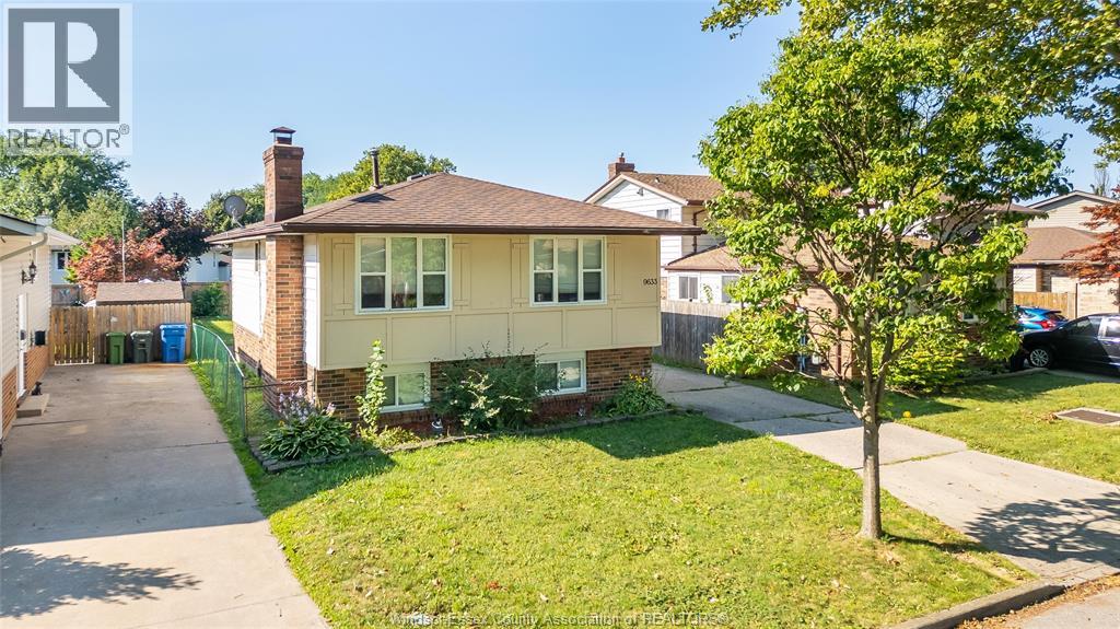 9633 Avery Unit# Upper, Windsor, Ontario  N8R 2C1 - Photo 1 - 26018599