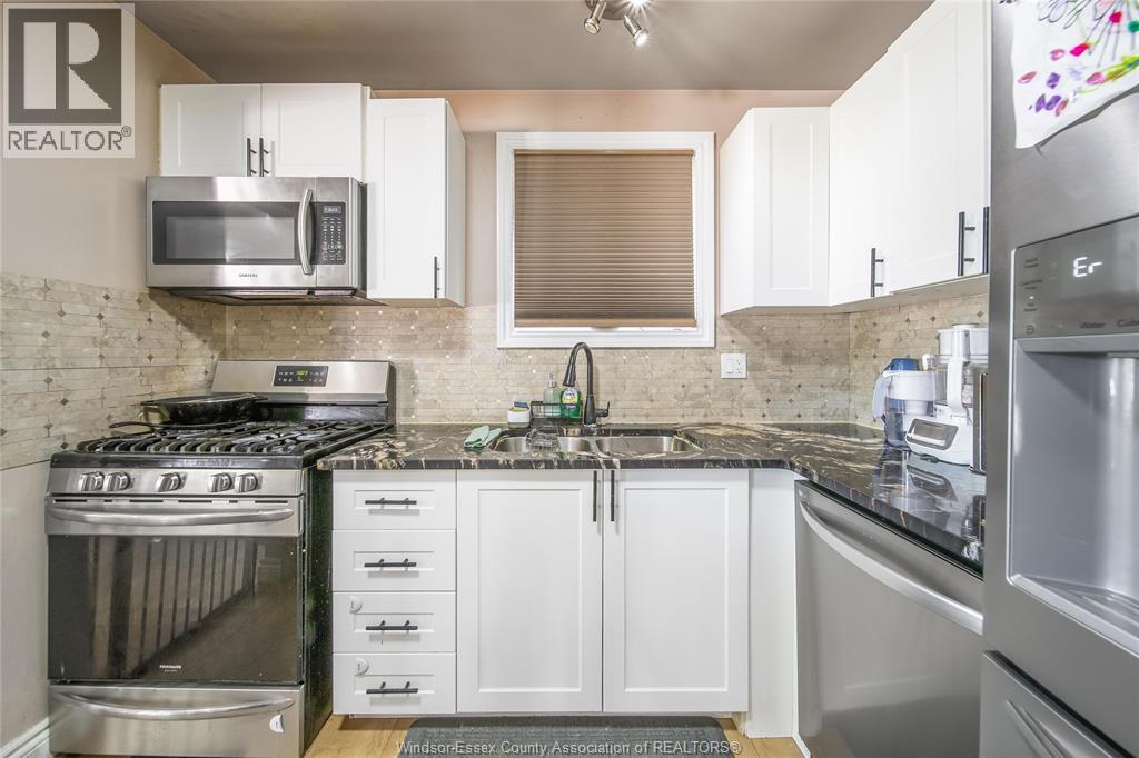 9633 Avery Unit# Upper, Windsor, Ontario  N8R 2C1 - Photo 18 - 26018599