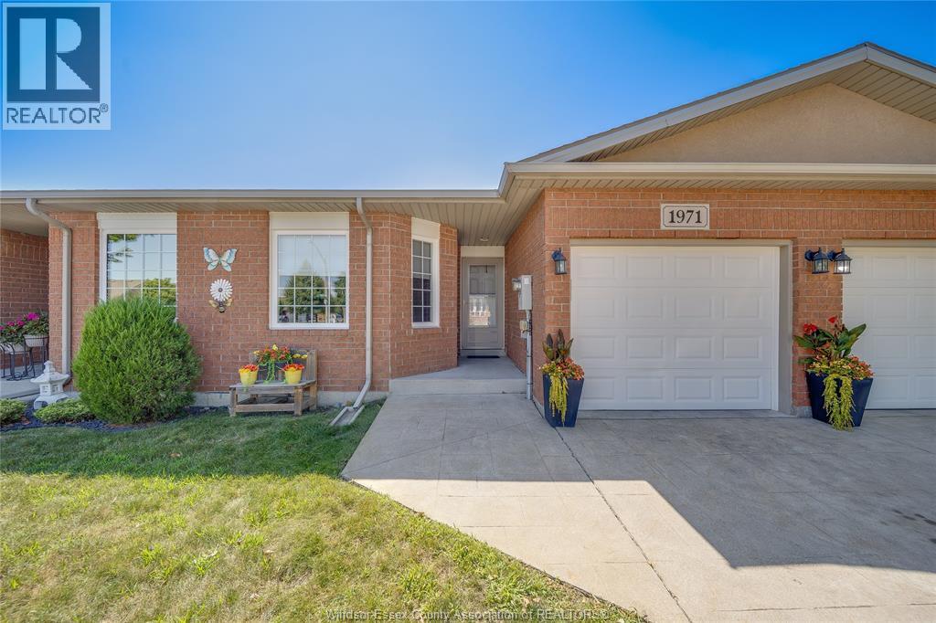 1971 Luxury Avenue, Windsor, Ontario  N8P 1W9 - Photo 2 - 26018600