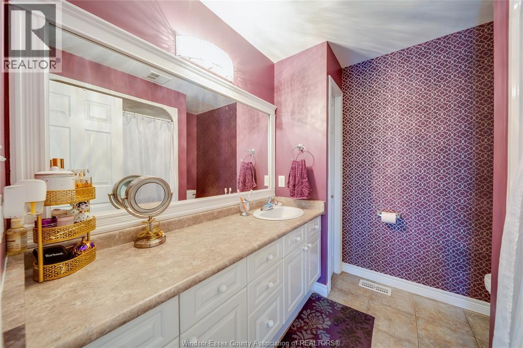 1971 Luxury Avenue, Windsor, Ontario  N8P 1W9 - Photo 27 - 26018600