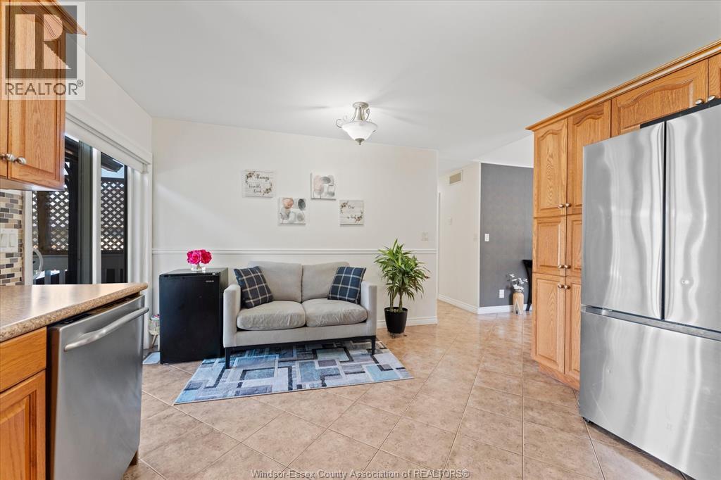 1469 Meridian Street, Windsor, Ontario  N9G 3E5 - Photo 17 - 26019049