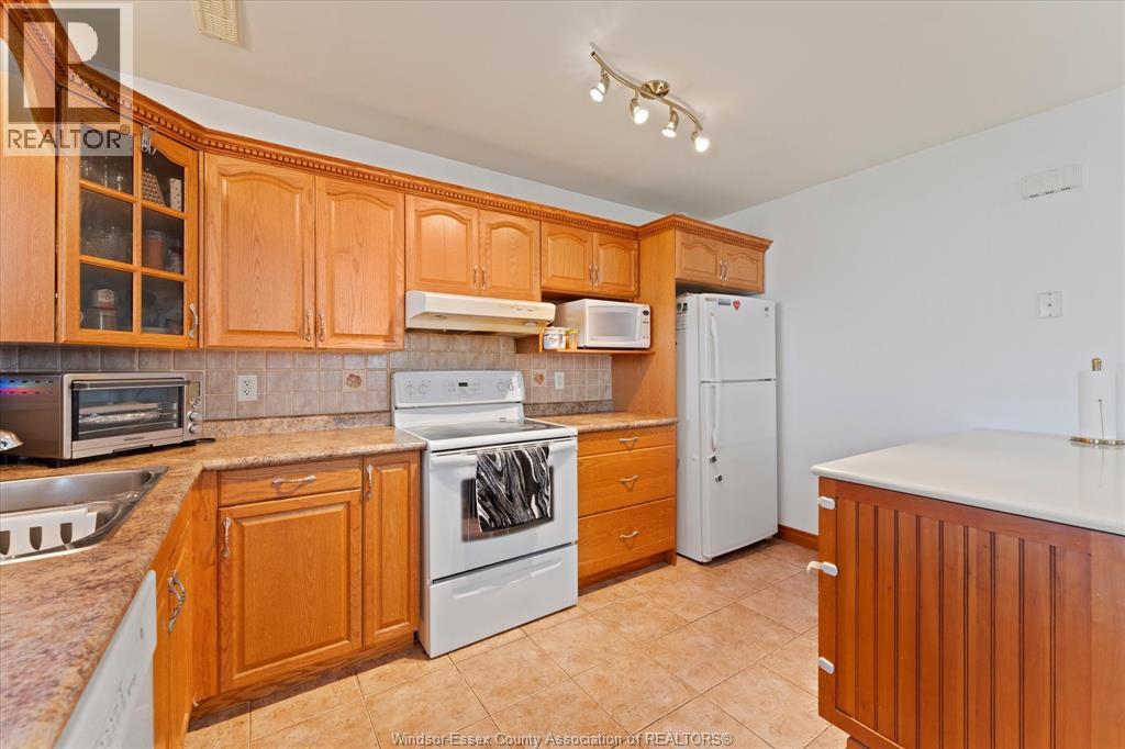 1469 Meridian Street, Windsor, Ontario  N9G 3E5 - Photo 27 - 26019049