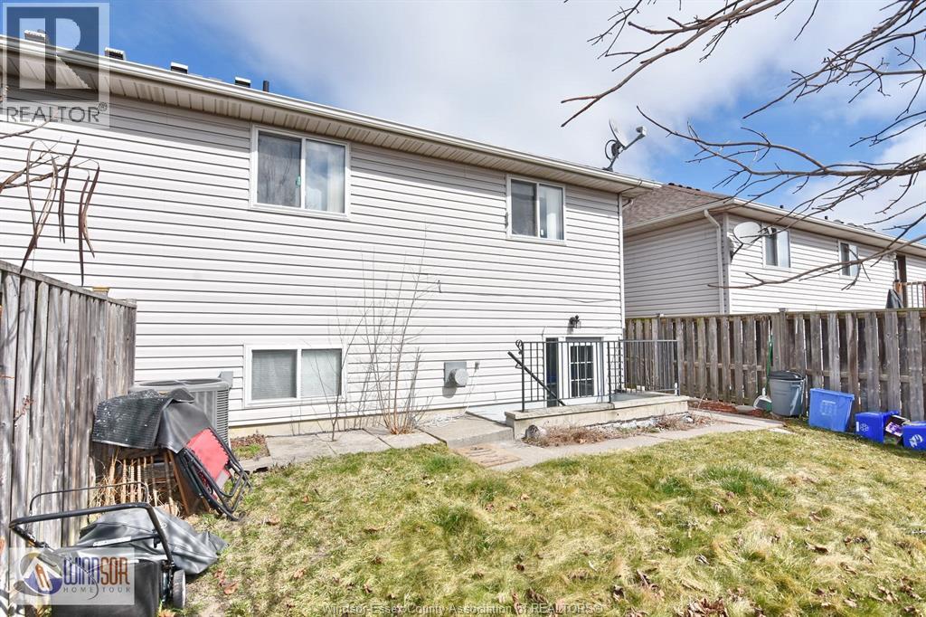 1003 Silverdale Unit# Upper, Windsor, Ontario  N9G 2R8 - Photo 11 - 26019046