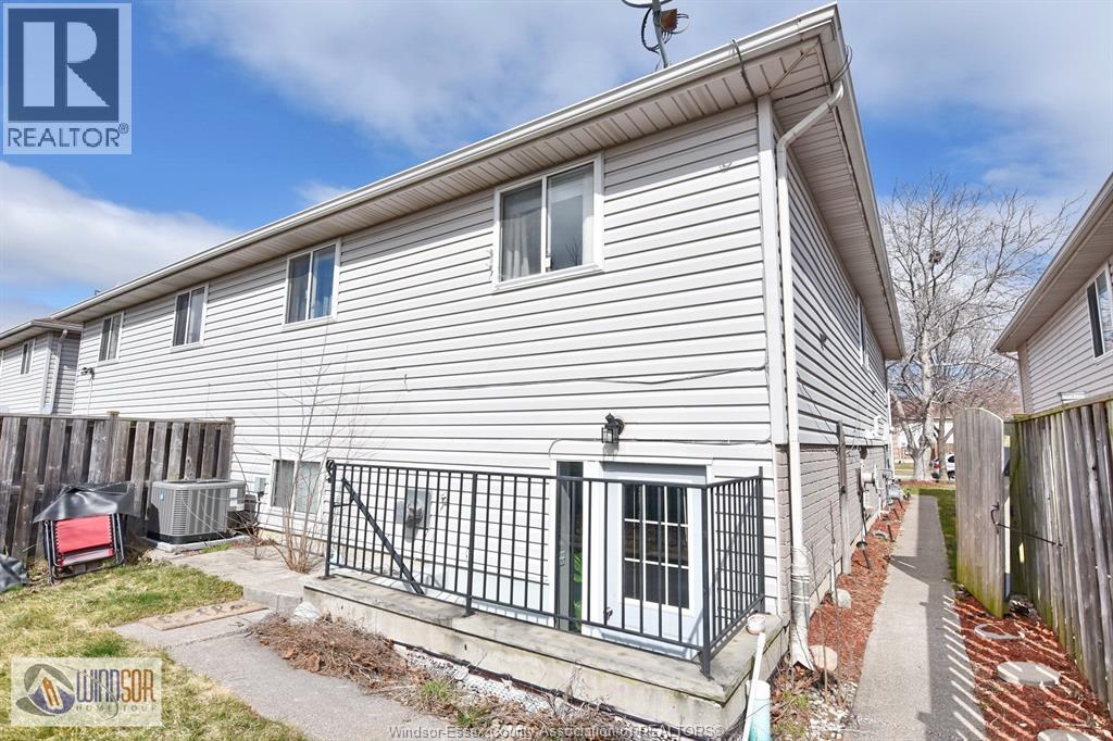 1003 Silverdale Unit# Upper, Windsor, Ontario  N9G 2R8 - Photo 14 - 26019046
