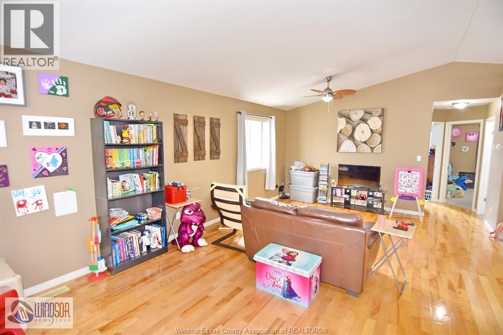 1003 Silverdale Unit# Upper, Windsor, Ontario  N9G 2R8 - Photo 19 - 26019046
