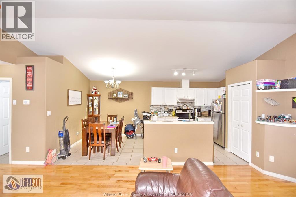 1003 Silverdale Unit# Upper, Windsor, Ontario  N9G 2R8 - Photo 23 - 26019046