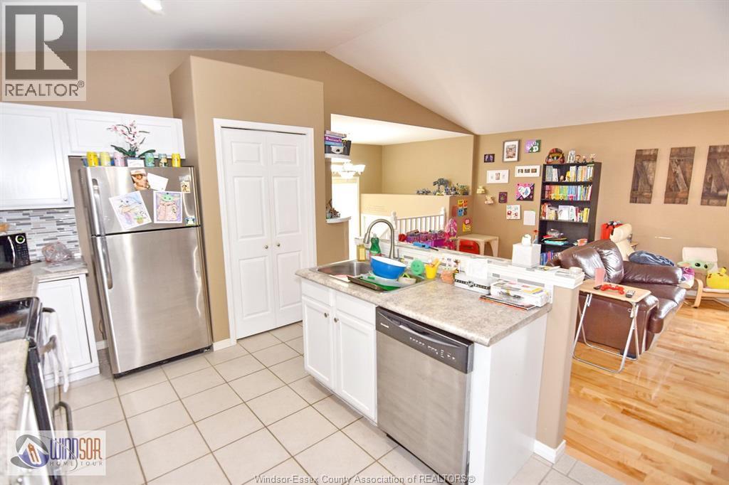 1003 Silverdale Unit# Upper, Windsor, Ontario  N9G 2R8 - Photo 28 - 26019046
