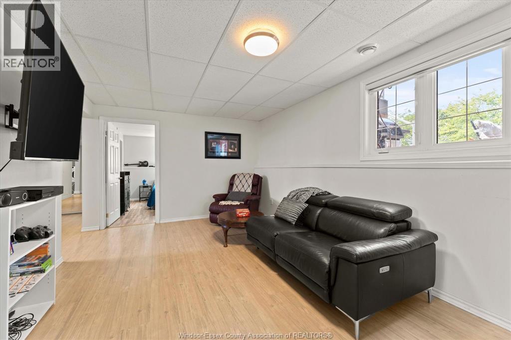 353 East Ruscom River Road, Lakeshore, Ontario  N0R 1S0 - Photo 20 - 26019055