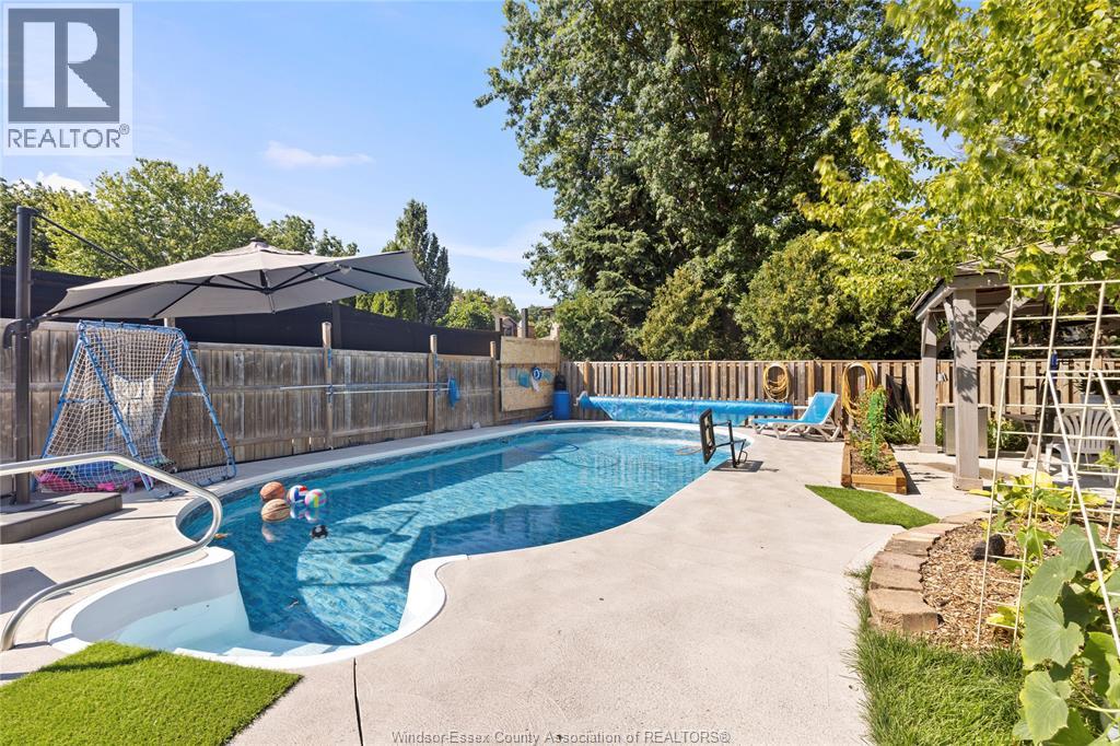 288 Ramblewood Drive, Lasalle, Ontario  N9J 3B3 - Photo 6 - 26019021