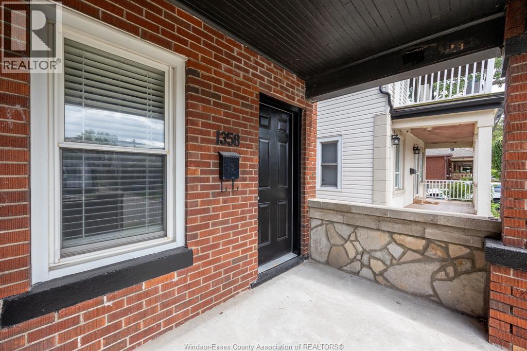 1358 Pierre Unit# Upper, Windsor, Ontario  N9A 2N7 - Photo 4 - 26018783