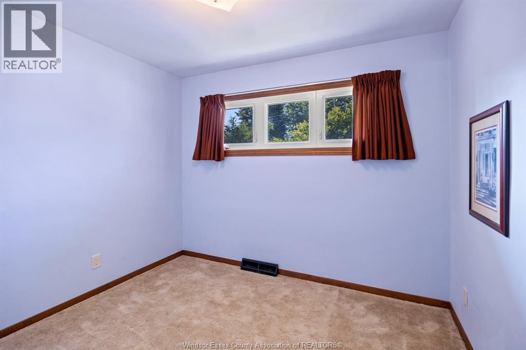 12 Gladstone, Leamington, Ontario  N8H 2H5 - Photo 10 - 26019070