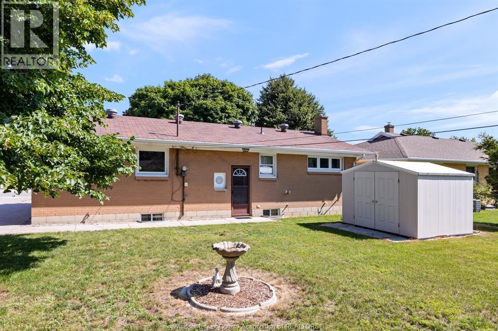 12 Gladstone, Leamington, Ontario  N8H 2H5 - Photo 18 - 26019070