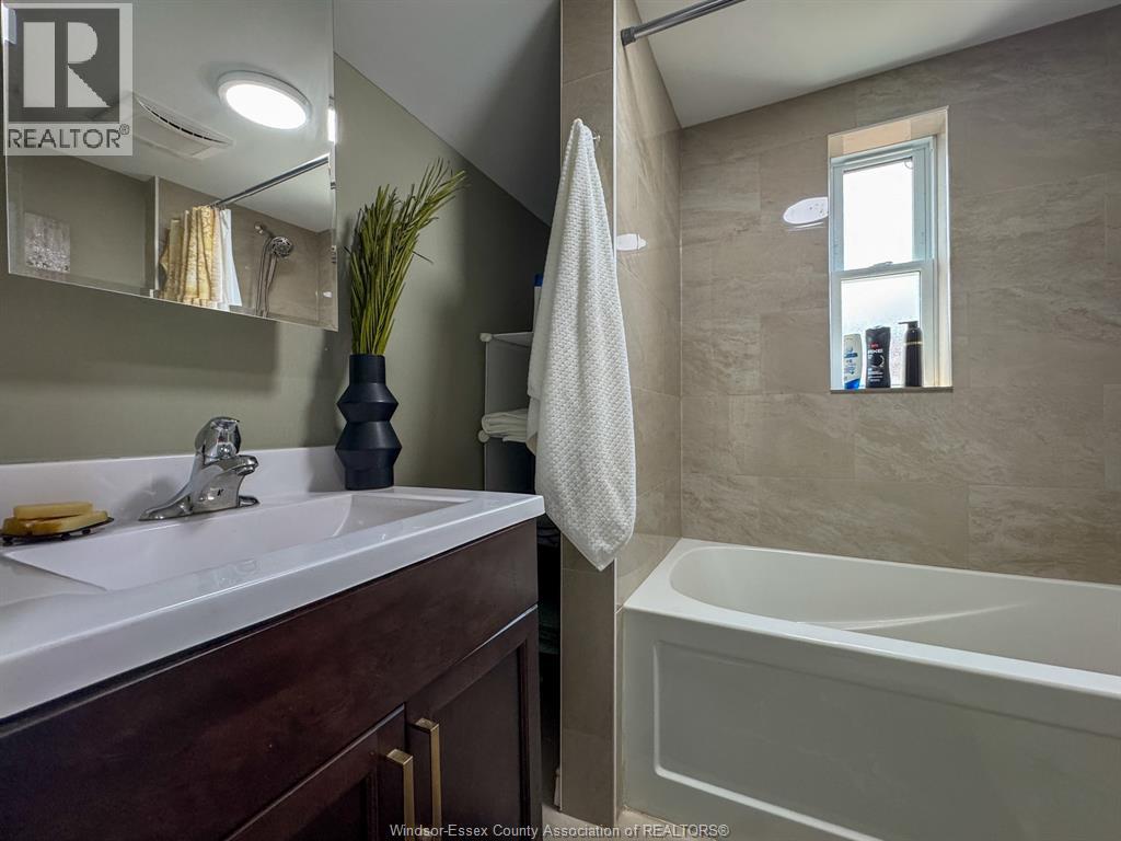 1720 Marentette Avenue, Windsor, Ontario  N8X 4E6 - Photo 22 - 26019066