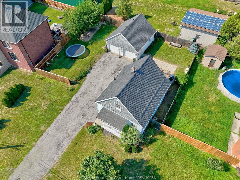 360 Highway 18, Lasalle, Ontario  N9J 1A4 - Photo 1 - 26019074
